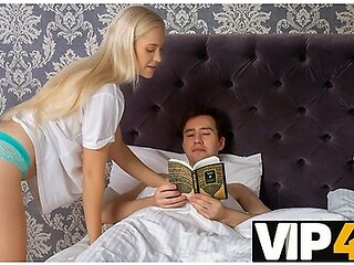 Cute Stepsister Fucked By Stepbrother After Exciting Blowjob - Orion Steele And Nikki Hill
