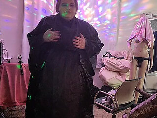 MOLLY is enjoying her sexy self by rubbing her genitals with manly blowup doll