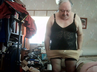 WIENER GIRL PIG -another dirty she pig wiener cumm movie