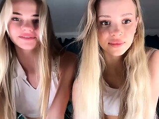 Hottest Amateur 19yo Blonde Teen going solo on Webcam