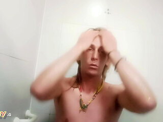 Young Blonde Records Herself While Taking a Shower