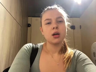 Extreme double penetration in the gym with jucielussie