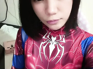 Spidergirl plays with herself and gets a viral solo squirt