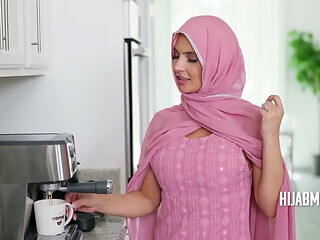 Arab Wife Caught By Husband Ultimate Haram - Krystal Sparks