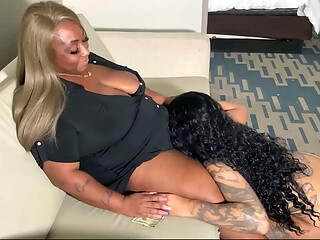 I invited a stripper at my hotel for my birthday and we fuck