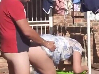 Outdoor Fucking While Taking off the Laundry