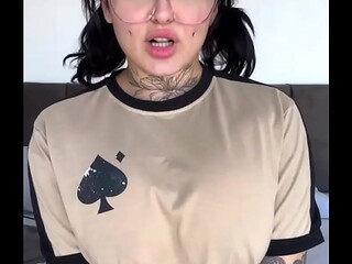 latina pah suelen com peitos gigantes balan&ccedil_ando