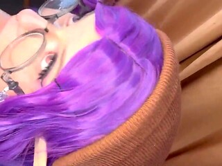 Ultra-cute E-dame is a Deepthoat Heaven