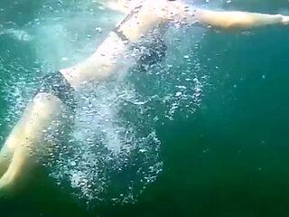 Swimming and Flashing in the Sea