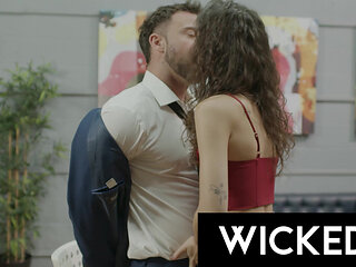 WICKED - Liz Jordan's Hot Breakroom Fuck After Bust