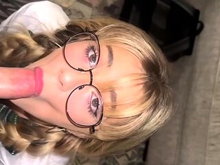 Autumn Ren - Horny Girl with Glasses gets a good Facial