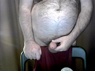 Coach Karl Tries Out His Quick Shot in Manchester