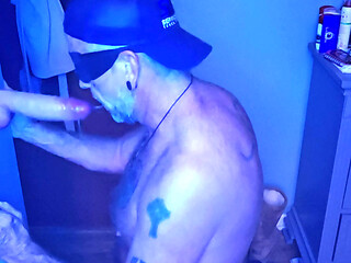 Throating Mr Girth