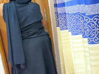 Big Ass Punjabi Muslim Aunty Stuck Under Bed, Then She want fuck from Stranger Guy, Because she was sexually Unsatisfying Woman