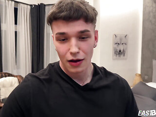 Exclusive - Justin Skye
