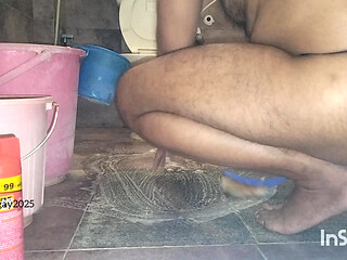 CLEANING BATHROOM BEFORE SHOWER