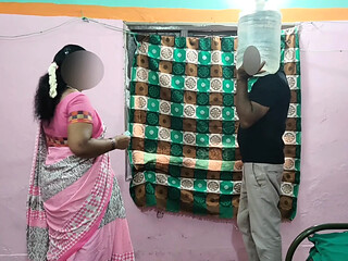 Indian housewife tempts thirsty guy with wild anal ride