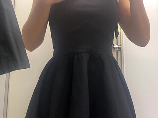 dressing booth in shopping mall