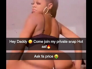 Ebony twerking