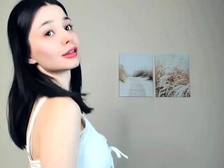 Amateur Webcam Teen Masturbating