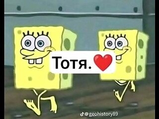 Bob esponja pantalones cuadrados con m&uacute_sica &eacute_pica de fondo