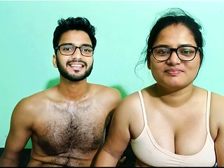 Desi lover sex recorded their sex video with her colleg...