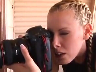 Lexi Love loves eating semen