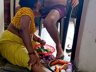 Desi Indian wife suking disk cum in mouth