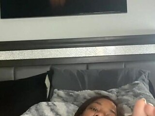 Sexy mom Cory Chase teaches nymphomaniac Playa how to please