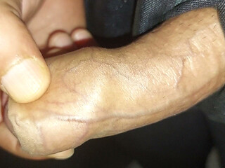 Girlfriend gives me handjob