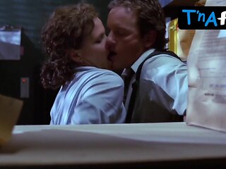 Dina Meyer Orbs Vignette In Wild Things: Diamonds In The Rock hard