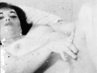 Cute Vintage Nude Striptease