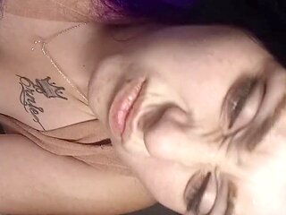 Sweet lil mama with a juicy booty