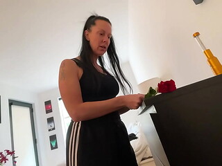 Mature Brunette Texas Patti Massages Patrick'_s Big Cock With Her Mouth