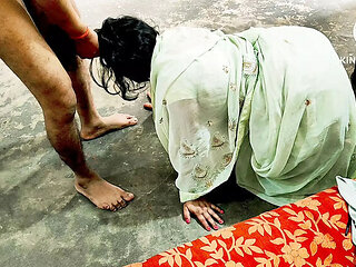 Desi Indian Bhabhi Rough Fuck with Dirty Talk - Hot Homemade Sex