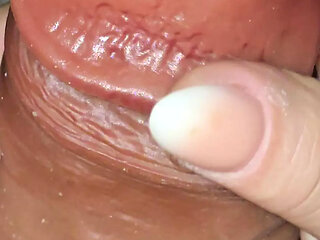 can you please handjob my 9 inch of dick