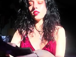 EnchantrixV - Tough Love Tarot Reading