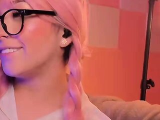 Webcam Asian chick anal masturbation tease