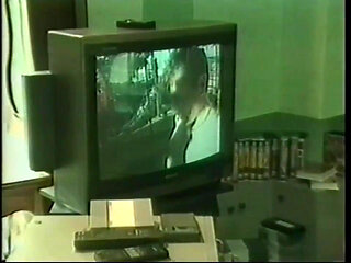 Amator bisex party at home with straigths curious and the girl 29