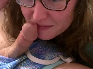 hot amateur blonde close up masturbation HD