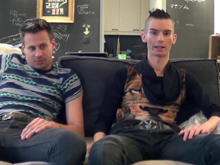 Amateur sex tape with Filip fucked bareback by top twink