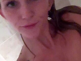Big boobs milf masturbates with her dildo