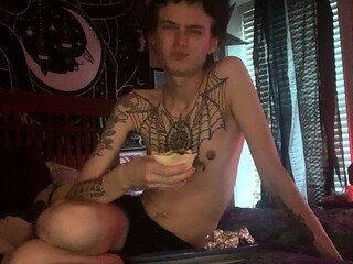 Mx Charlie Hanover - Skinny FTM Twink vs. Burrito -id