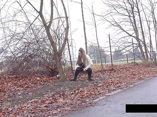 Pausing To Pee