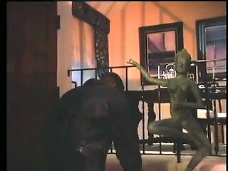 Naugty black whore gets ready for a stunning pussy fucking