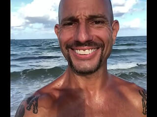 THE HAPPY PORNSTAR MAXXX LOADZ