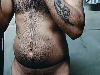 Daddy Grandpa Mature Middle-Aged Old Old Young Ethnicity African Arab Asian Black