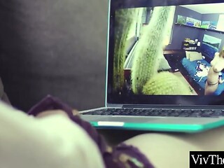 Tiffany and Angel's pussy close up sex