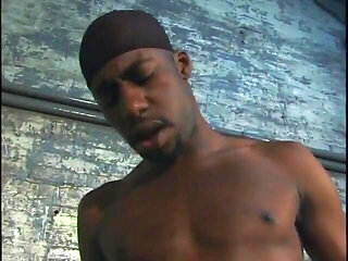 Black gay stud sucks his partner's tool before fucking