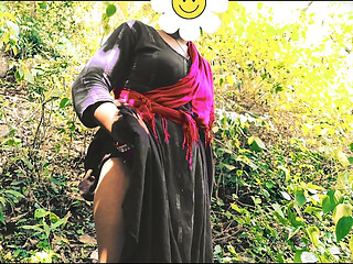 Bhabhi with devar jungle me mangal